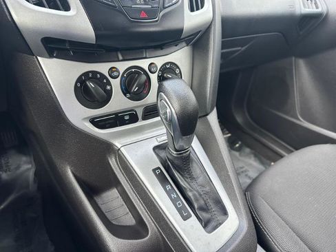 Used 2014 Ford Focus SE image 25