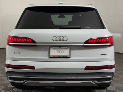 Used 2023 Audi Q7 2.0T Premium Plus w/ Premium Plus Package AWD/4WD image 10