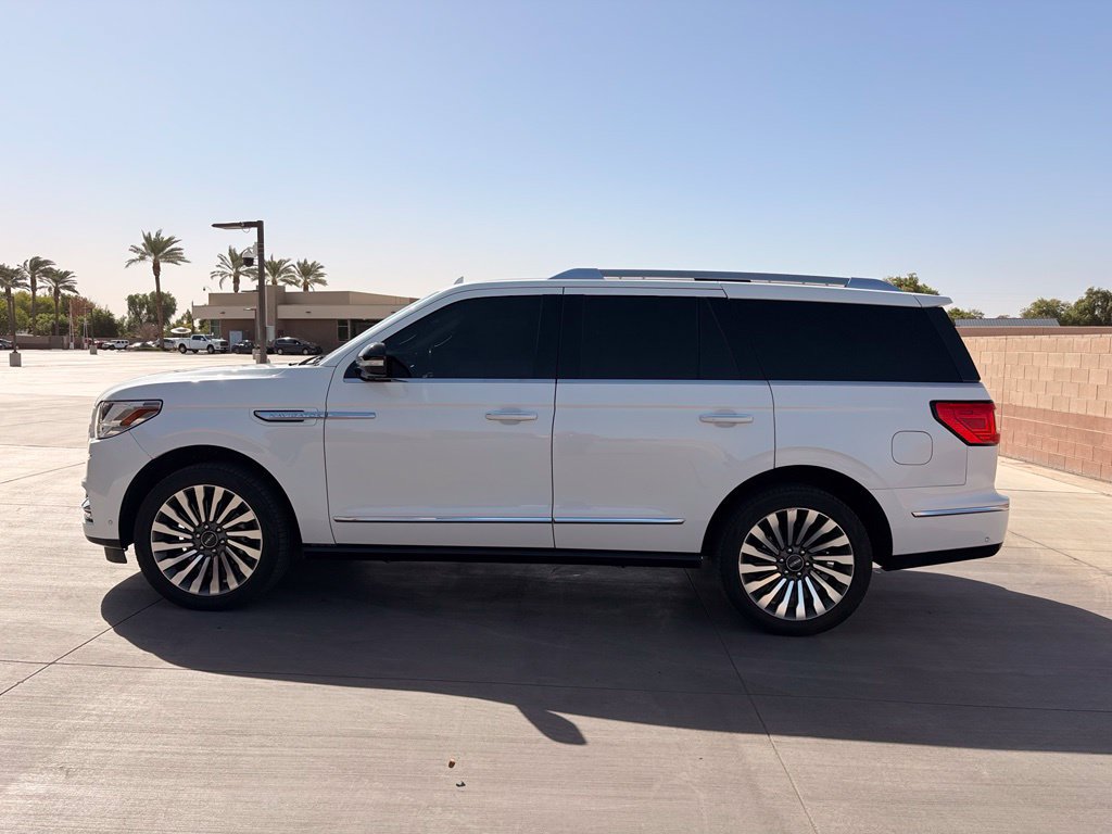 Used 2020 Lincoln Navigator Reserve w/ Luxury Package AWD/4WD image 8