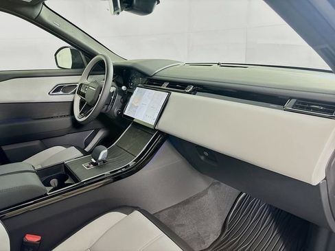 New 2026 Land Rover Range Rover Velar Dynamic SE image 27