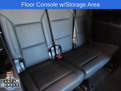 Used 2022 Chevrolet Suburban LT w/ Luxury Package image 25