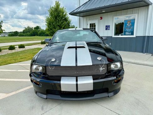 Used 2007 Ford Mustang GT image 3