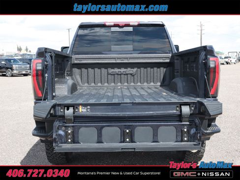 Used 2024 GMC Sierra 2500 AT4 w/ Technology Package AWD/4WD image 44