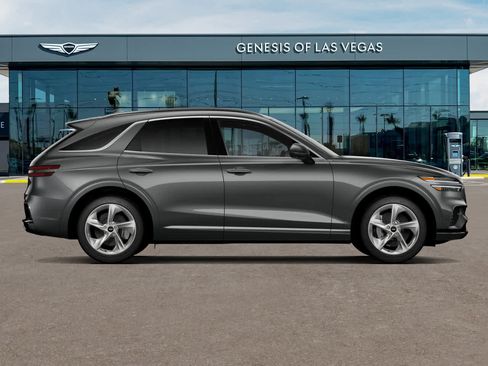 Certified 2026 Genesis GV70 2.5T Advanced AWD/4WD image 5