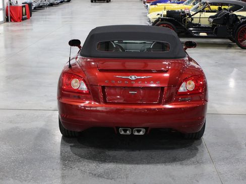 Used 2006 Chrysler Crossfire Limited RWD image 31