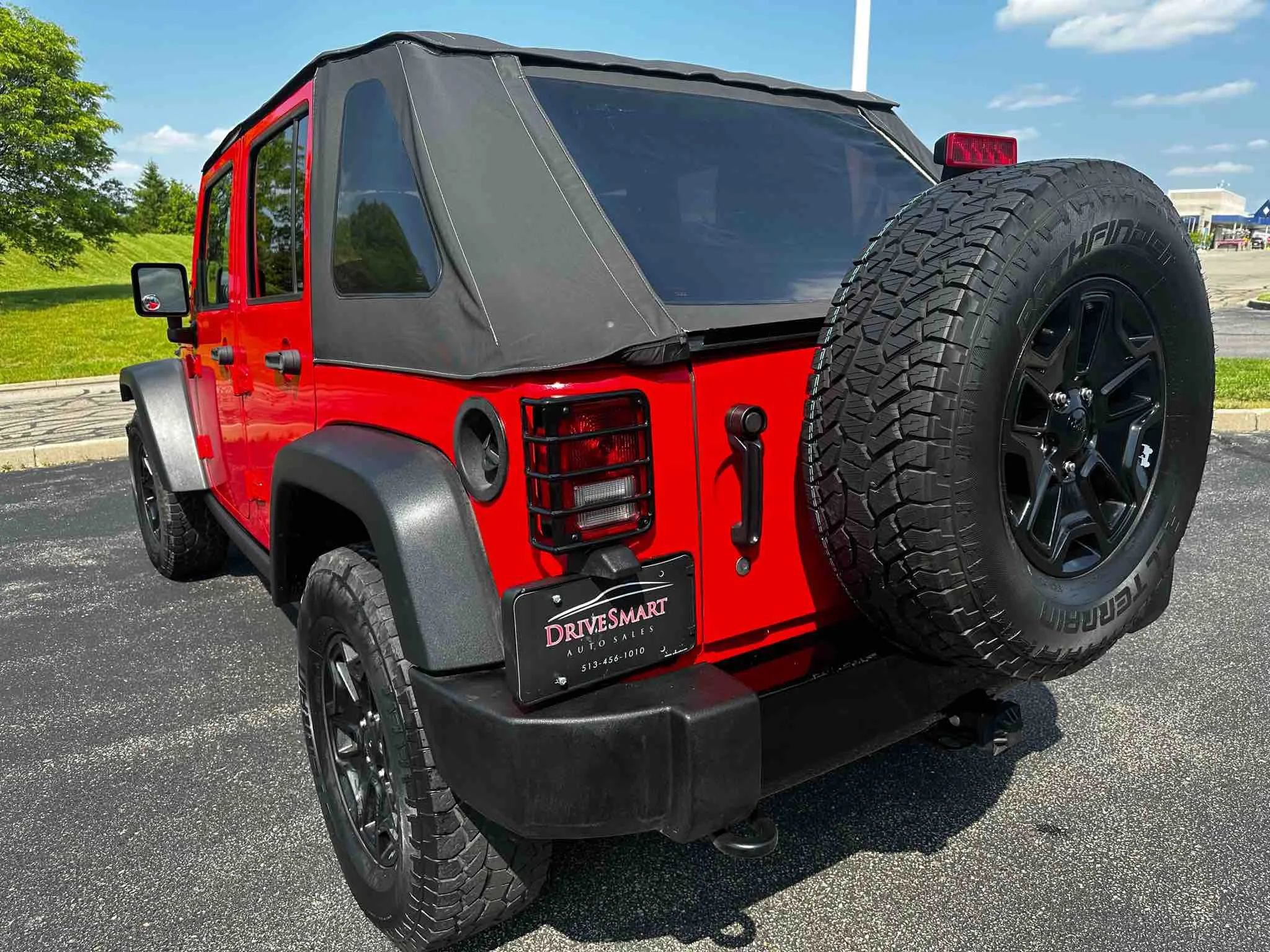 Used 2017 Jeep Wrangler Unlimited Sport AWD/4WD image 11