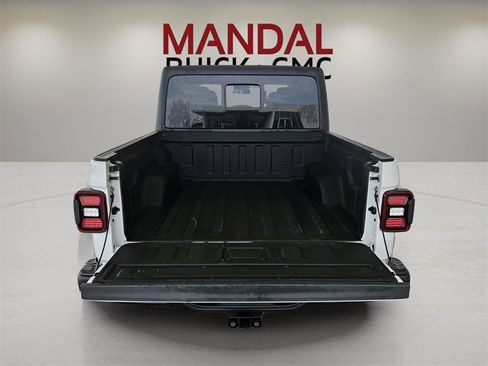 Used 2024 Jeep Gladiator Rubicon image 20