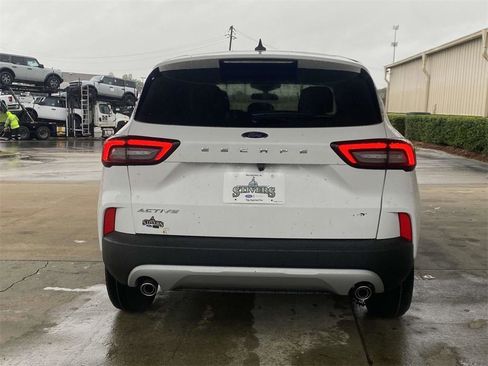 New 2025 Ford Escape Active w/ Cold Weather Package image 4