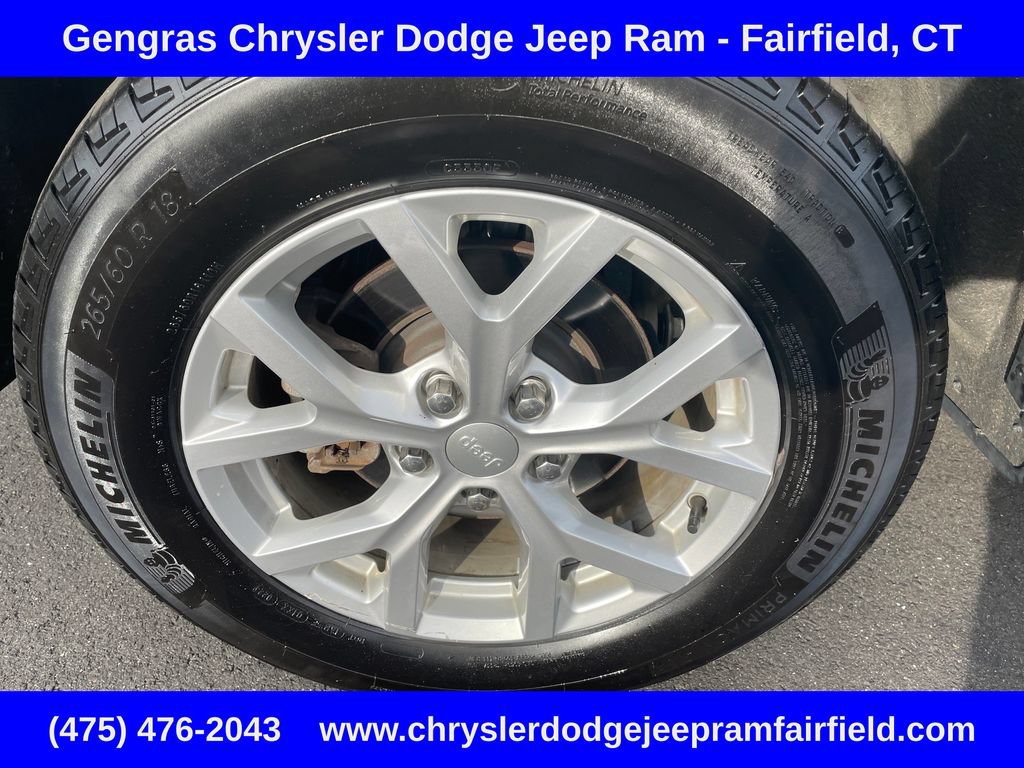 Used 2023 Jeep Grand Cherokee Limited w/ Luxury Tech Group II AWD/4WD image 25