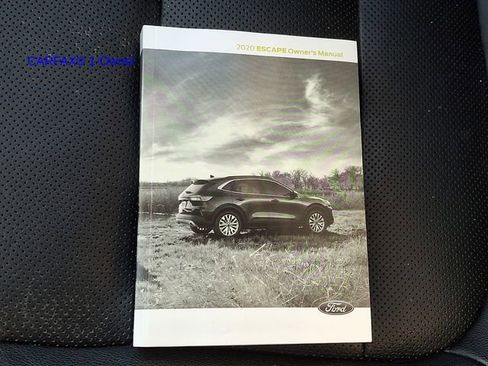 Used 2020 Ford Escape Titanium w/ Titanium Premium Package 2.0 image 29
