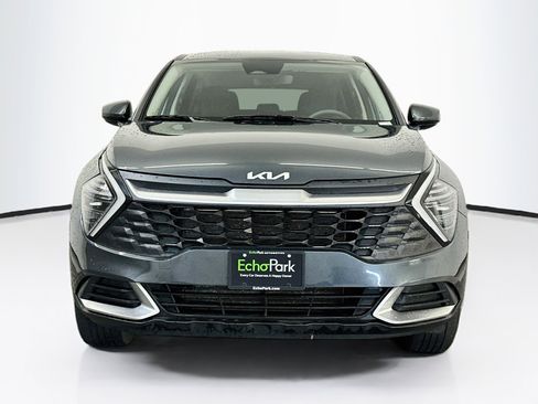 Used 2025 Kia Sportage LX AWD/4WD image 2