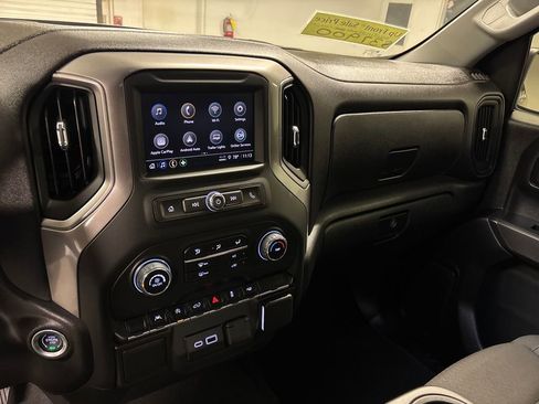 Used 2025 Chevrolet Silverado 1500 Custom w/ Turbomax Blackout Package image 35