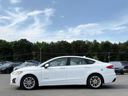 Used 2019 Ford Fusion SE FWD image 10