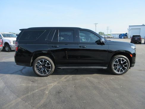 Used 2024 Chevrolet Tahoe RST w/ Sport Performance Package AWD/4WD image 4