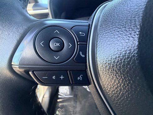 Used 2025 Toyota Corolla SE FWD image 21