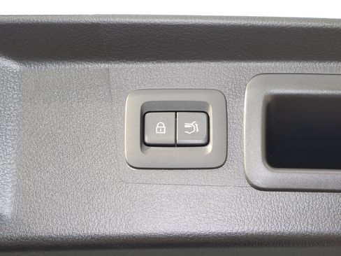 Used 2025 MAZDA CX-50 AWD 2.5 S w/ Preferred Package image 19