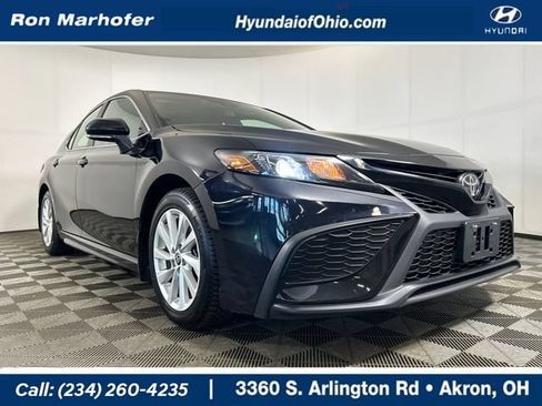 Used 2024 Toyota Camry SE FWD image 1