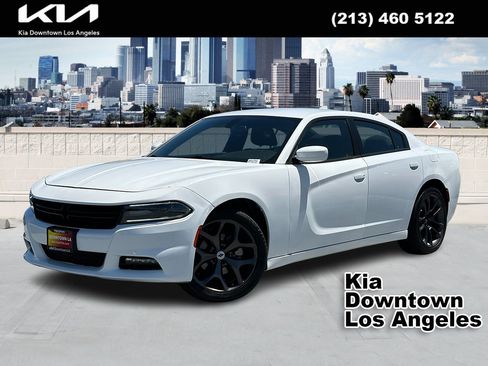 Used 2023 Dodge Charger SXT RWD image 1