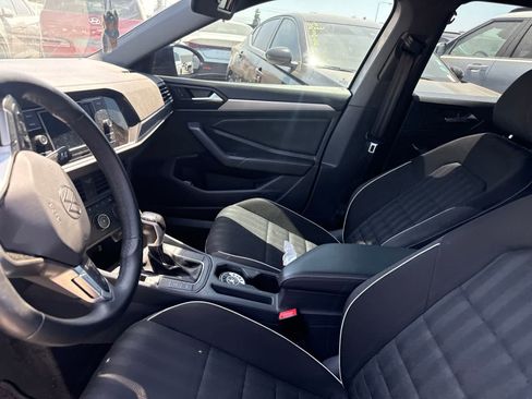 Used 2024 Volkswagen Jetta Sport FWD image 13