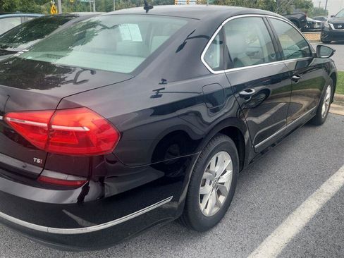 Used 2016 Volkswagen Passat 1.8T S FWD image 3