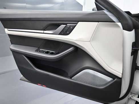 Used 2024 Porsche Taycan Turbo S image 21