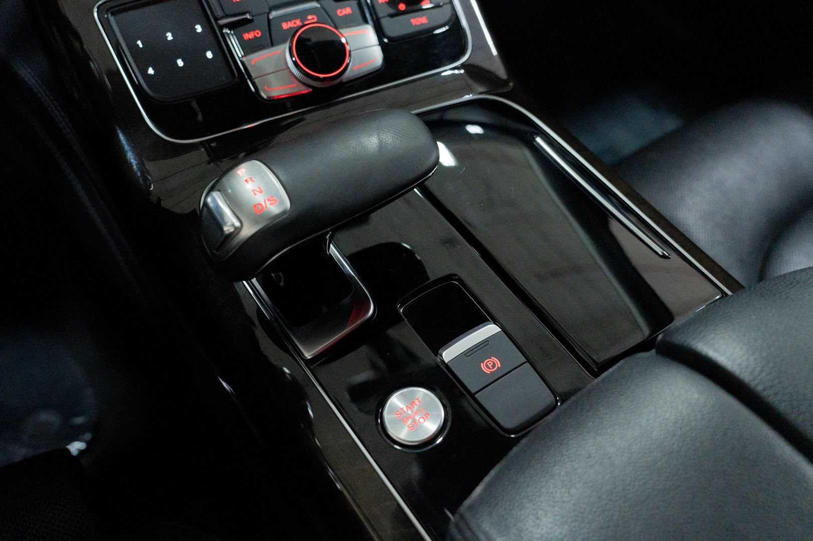 Used 2015 Audi A8 L TDI w/ Premium Package AWD/4WD image 43