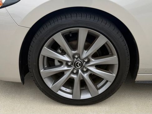 Used 2024 MAZDA MAZDA3 s FWD image 10