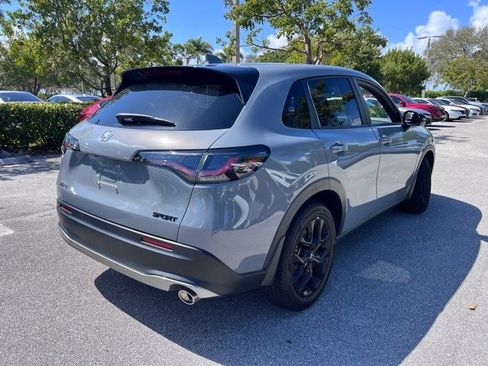 Used 2025 Honda HR-V Sport image 4