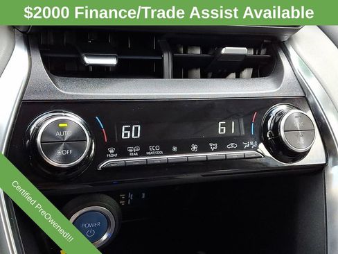 Used 2022 Toyota Venza LE AWD/4WD image 15