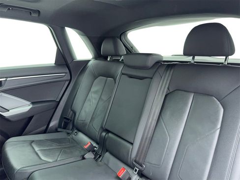 Used 2021 Audi Q3 2.0T Premium w/ Convenience Package image 35