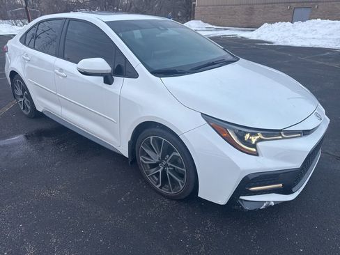 Used 2022 Toyota Corolla XSE image 7