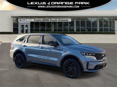 Used 2022 Kia Sorento SX image 2