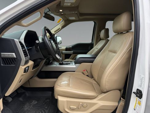 Used 2017 Ford F150 Lariat AWD/4WD image 12