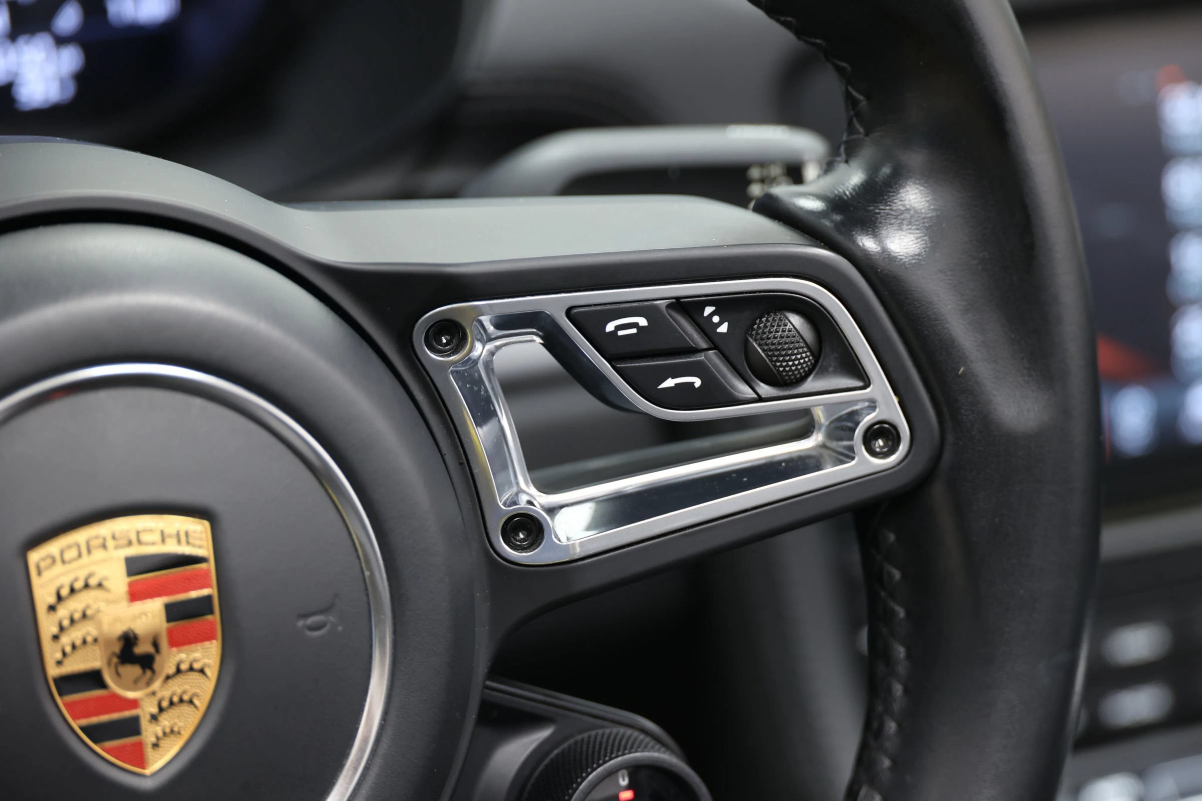 Used 2019 Porsche 718 Boxster GTS RWD image 30