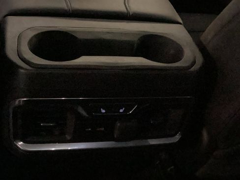 Used 2021 GMC Sierra 1500 SLT w/ SLT Premium Package image 13