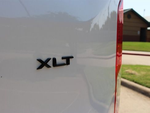 Used 2026 Ford Transit 350 XLT RWD image 38