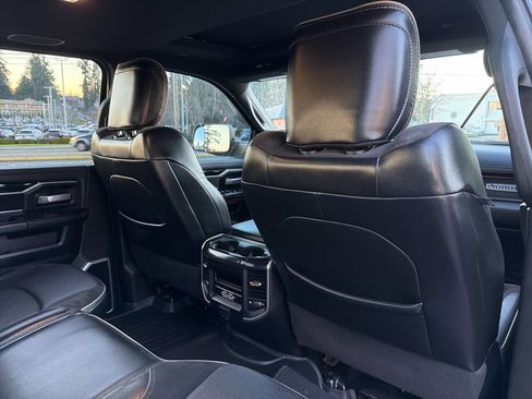 Used 2020 RAM 3500 Laramie w/ Night Edition image 25