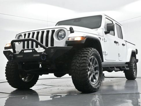 Used 2020 Jeep Gladiator Overland w/ Popular Equipment Package AWD/4WD image 42