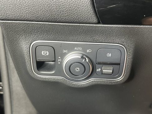 Certified 2023 Mercedes-Benz GLA 250 image 33
