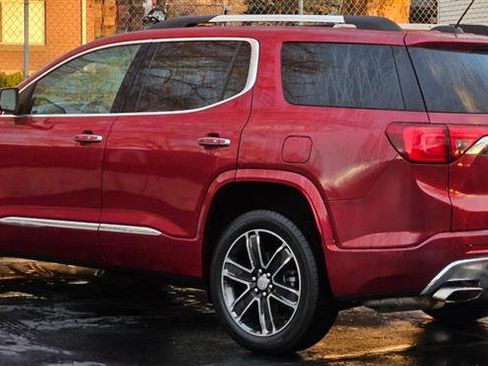 Used 2019 GMC Acadia Denali w/ LPO, Floor Liner Package image 3