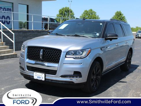 Used 2022 Lincoln Navigator L Black Label AWD/4WD image 1
