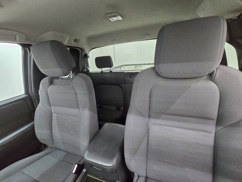 Used 2022 Nissan Frontier S RWD image 14