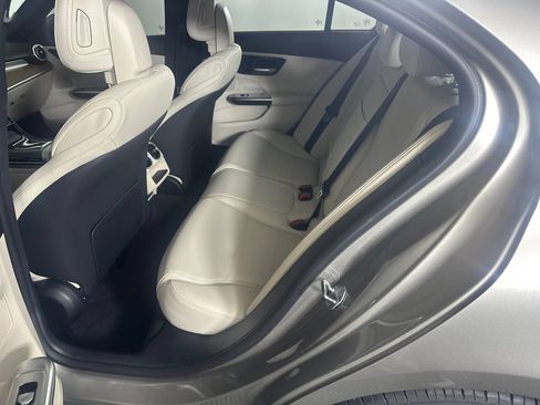 Used 2023 Mercedes-Benz C 300 Sedan image 23