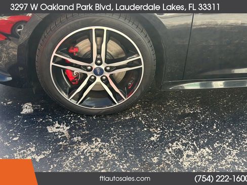Used 2018 Ford Focus ST image 19