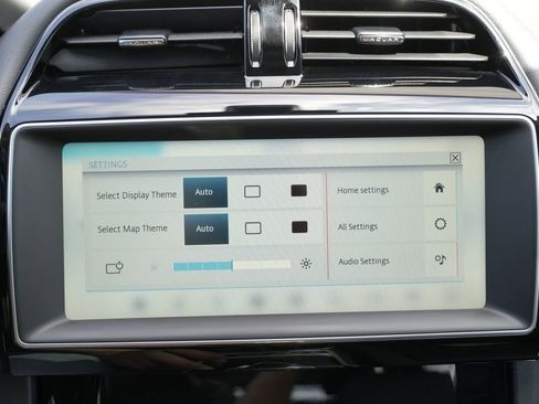 Used 2019 Jaguar F-PACE Premium AWD/4WD image 61