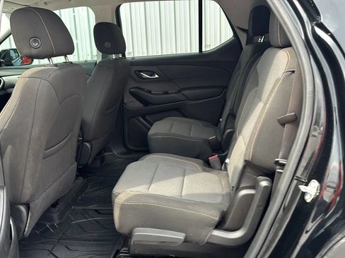 Used 2020 Chevrolet Traverse LT AWD/4WD image 19
