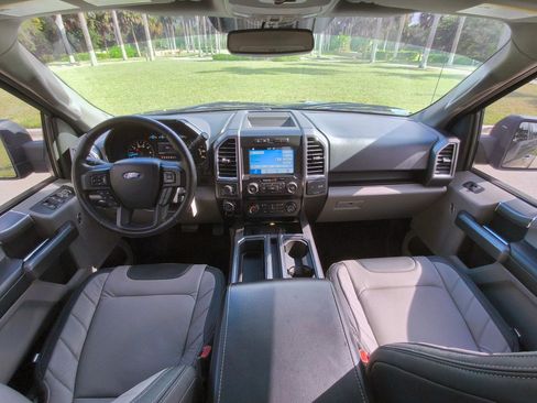 Used 2016 Ford F150 XLT w/ Equipment Group 302A Luxury AWD/4WD image 27