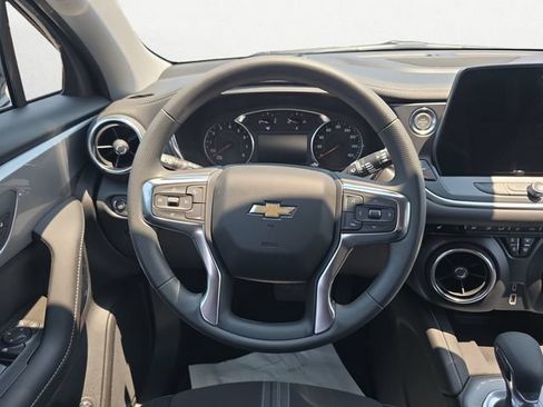 New 2026 Chevrolet Blazer LT w/ Convenience Package AWD/4WD image 12