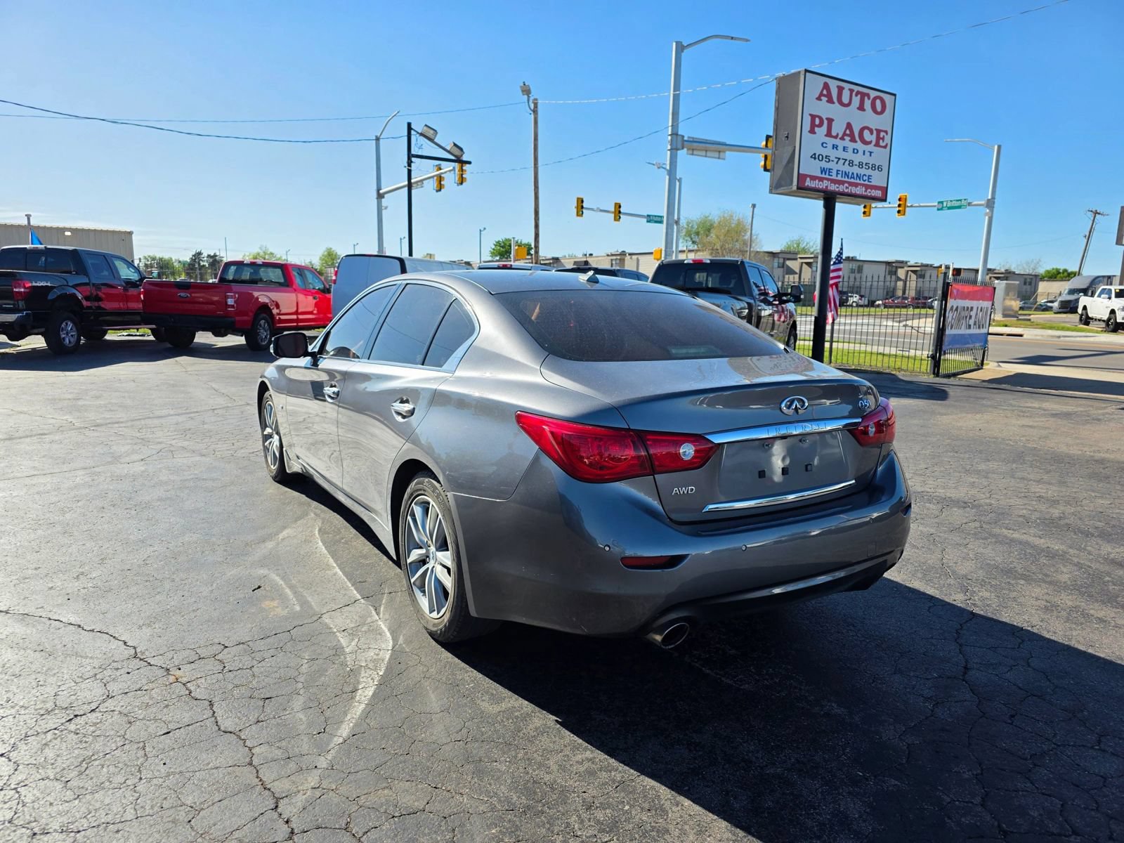 Used 2015 INFINITI Q50 Premium w/ Technology Package AWD/4WD image 5