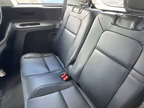 New 2026 Lincoln Aviator AWD image 7